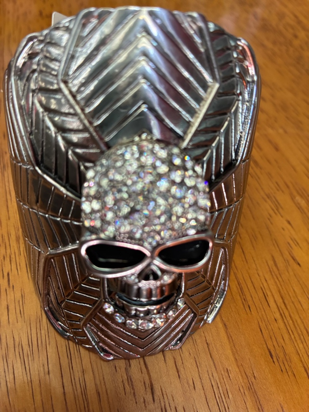 Rhinestone Skull Silver Wide Cuff Bracelet - Picture 4 of 4